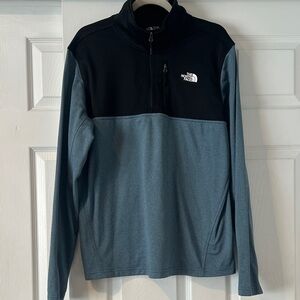 The North Face Men's Black and Blue Performance Jacket
